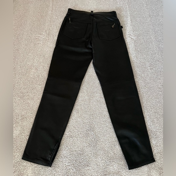 GIANNI VERSACE Leather pant. - Picture 4 of 17